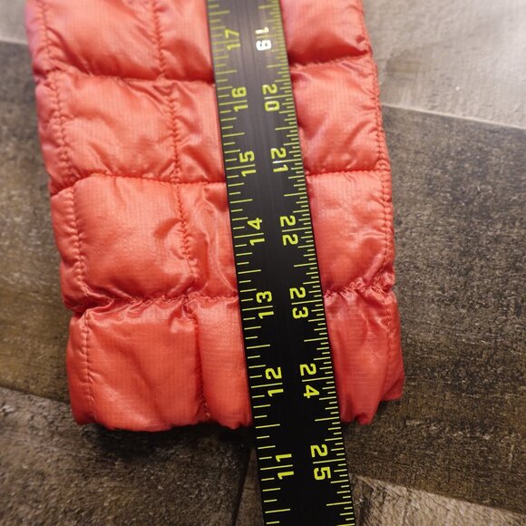 The North Face ThermoBall Insulated Jacket Women’s Small Coral Red Packable FAIR - Picture 10 of 15